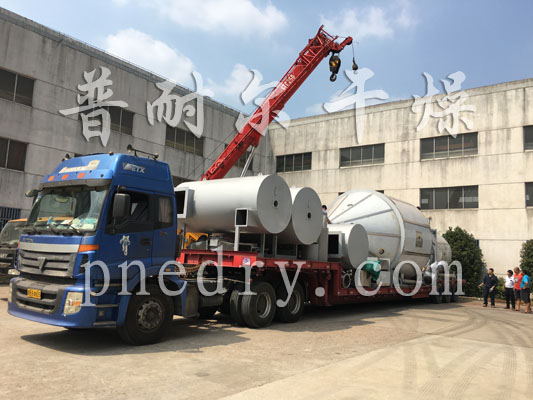 多臺閃蒸干燥機,噴霧干燥機,發(fā)貨現(xiàn)場